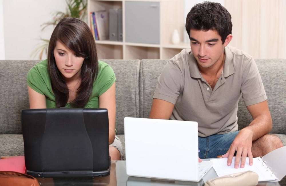 Working from Home with Your Partner Made Comfortable